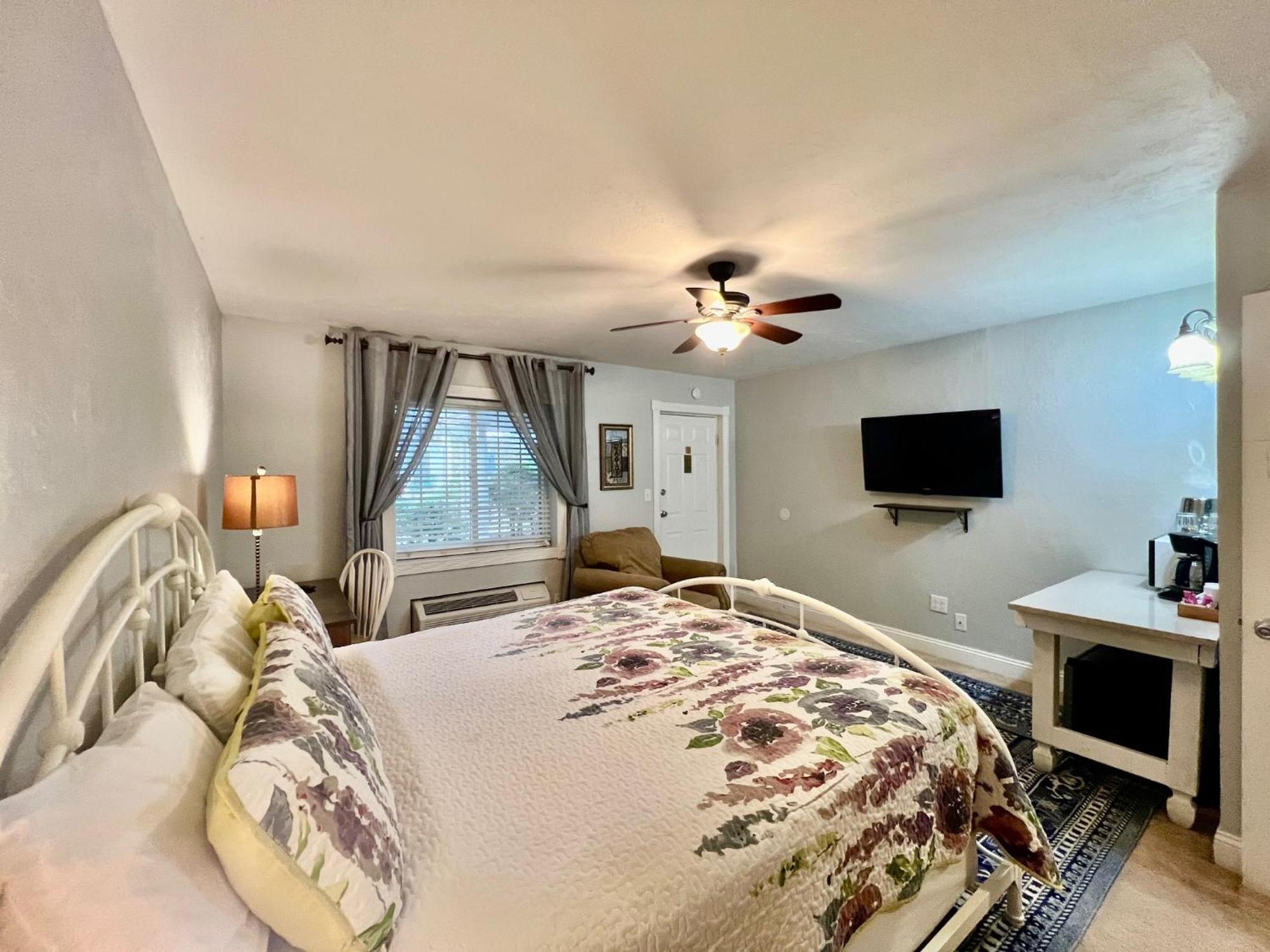 The Mount Vernon Inn Bagian luar foto