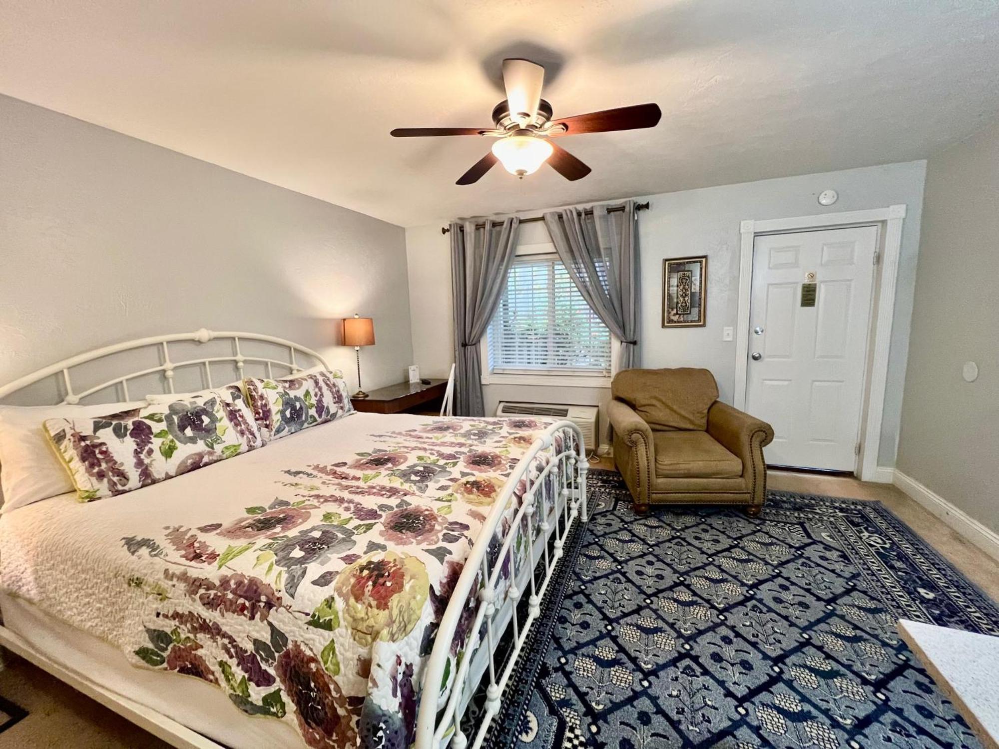 The Mount Vernon Inn Bagian luar foto