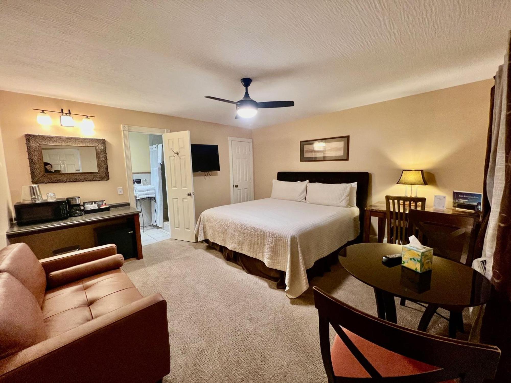 The Mount Vernon Inn Bagian luar foto