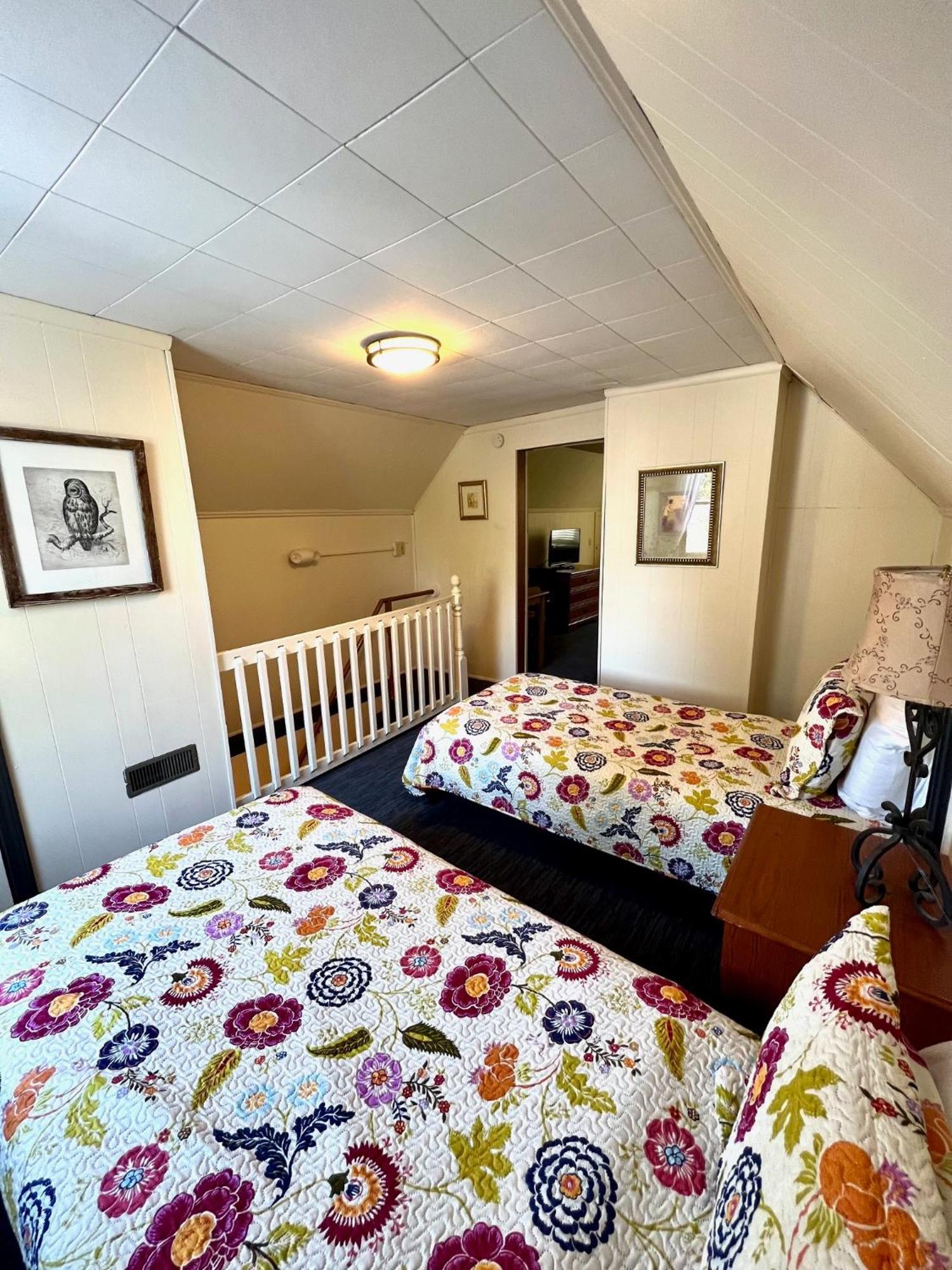 The Mount Vernon Inn Bagian luar foto
